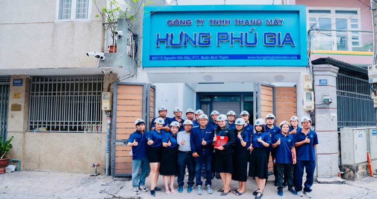 Đội ngũ kỹ thuật giàu kinh nghiệm tại Hưng Phú Gia